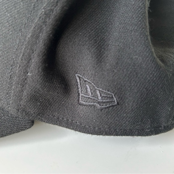 Blue Jays Ball Cap - Picture 10 of 13